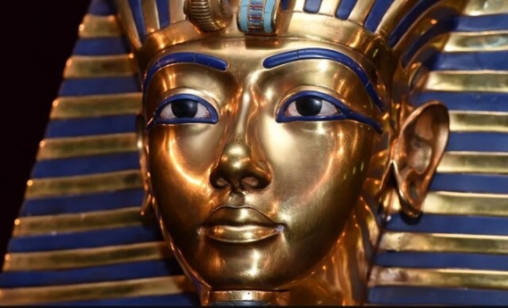 منشاء خنجر مرموز فرعون طلایی مصر کجاست؟