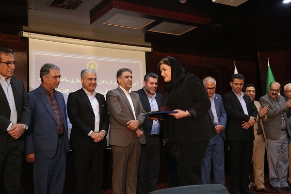 گزارش تصویری برگزاری آیین تجلیل از برگزیدگان مسابقه معماری ساختمان جدید کانون کارشناسان رسمی دادگستری خوزستان