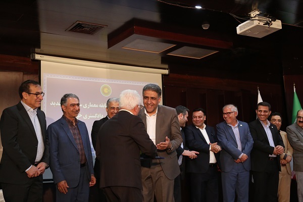 گزارش تصویری برگزاری آیین تجلیل از برگزیدگان مسابقه معماری ساختمان جدید کانون کارشناسان رسمی دادگستری خوزستان